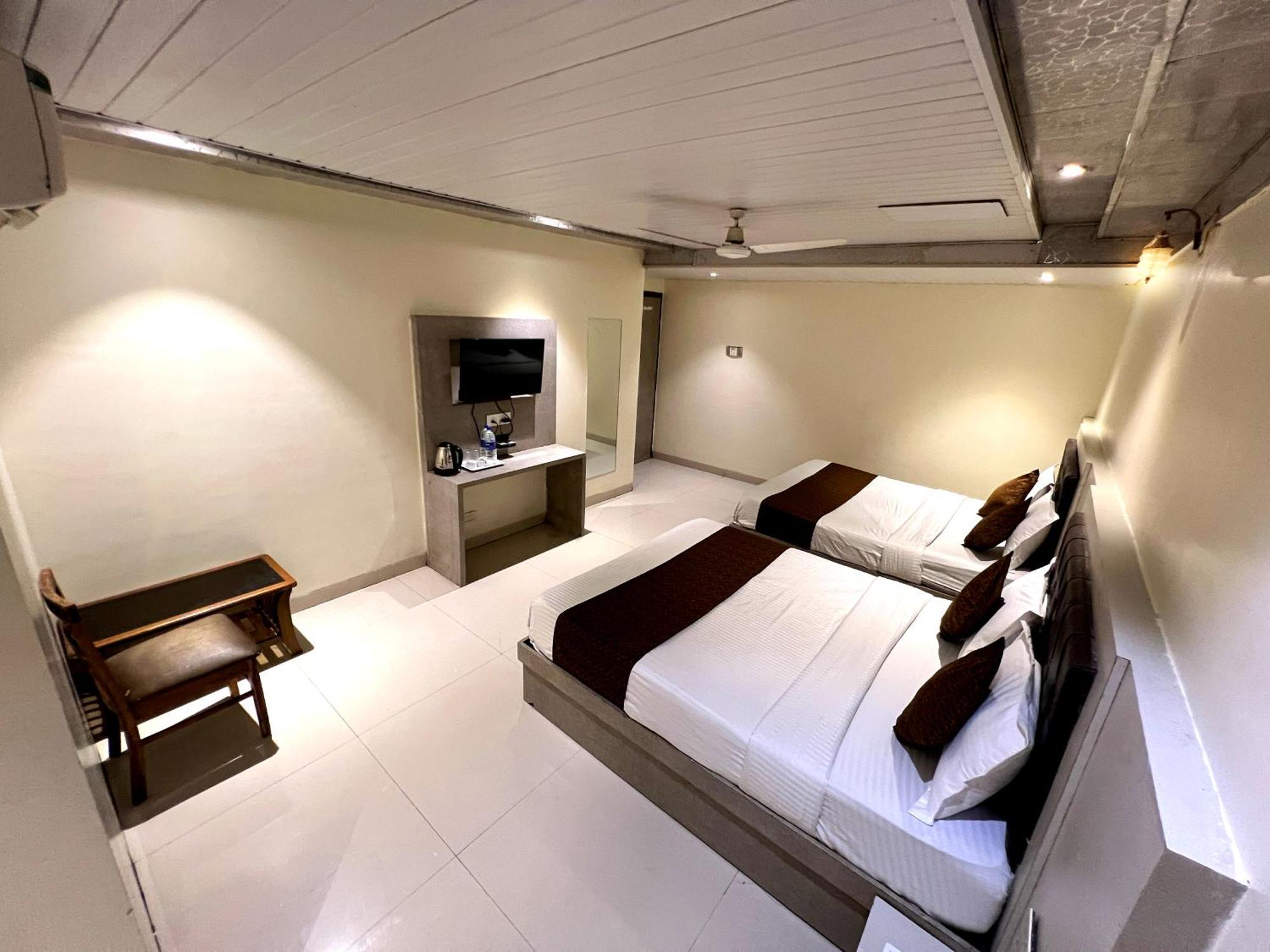Palace Hotel 3*